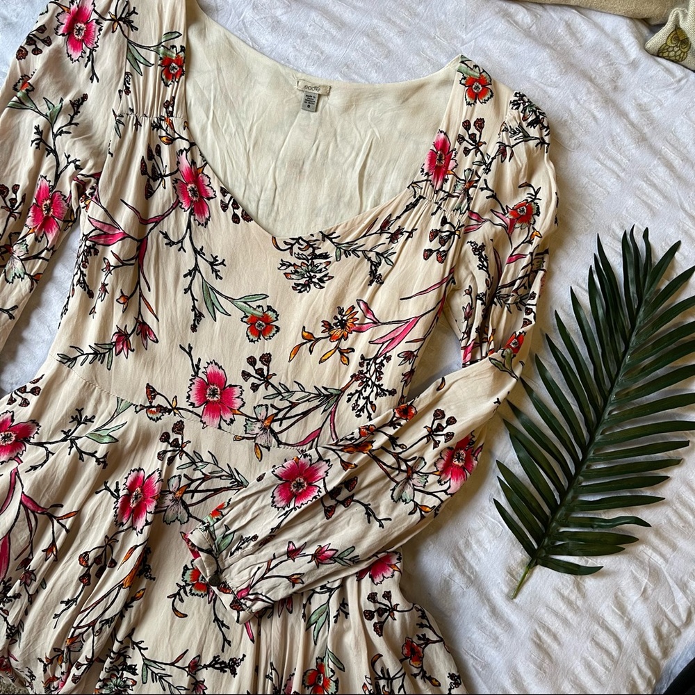 Urban Outfitters (Ecoté) Cream Flower Dress Size 6